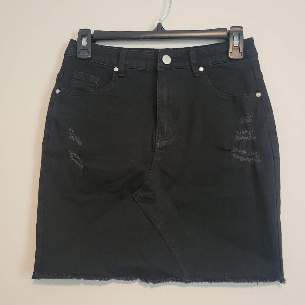 Just Quella Distressed Black Denim Skirt Size 4-6